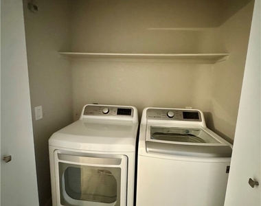 1400 Oak Rock Drive - Photo Thumbnail 11