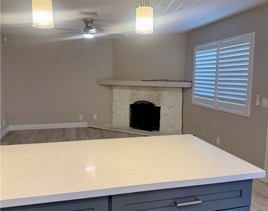 1400 Oak Rock Drive - Photo Thumbnail 5