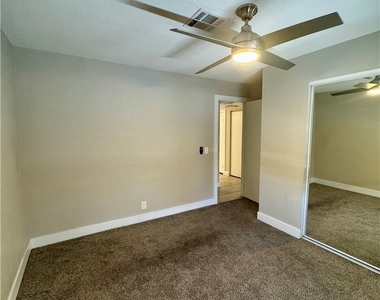 1400 Oak Rock Drive - Photo Thumbnail 13