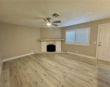 1400 Oak Rock Drive - Photo Thumbnail 6