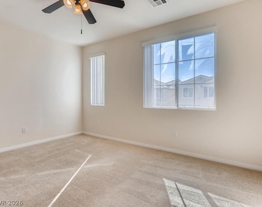 6178 Arbor Valley Avenue - Photo Thumbnail 14