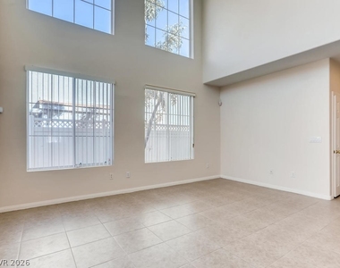 6178 Arbor Valley Avenue - Photo Thumbnail 3