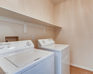 6178 Arbor Valley Avenue - Photo Thumbnail 19