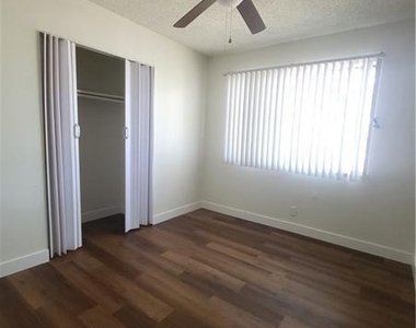 717 Van Ert Avenue - Photo Thumbnail 4