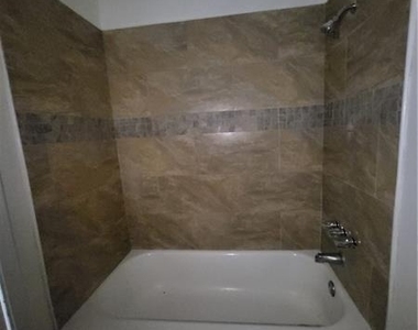 717 Van Ert Avenue - Photo Thumbnail 7