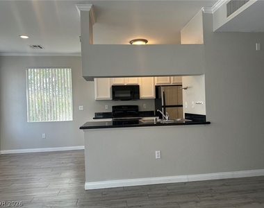 2900 Sunridge Heights Parkway - Photo Thumbnail 7