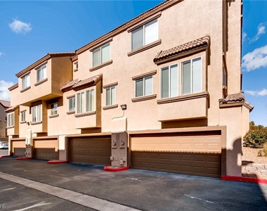 8400 Tiger Woods Avenue - Photo Thumbnail 23