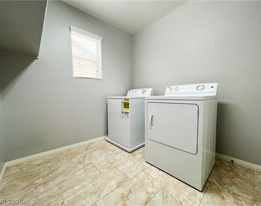 6423 Pochman Mesa Street - Photo Thumbnail 73