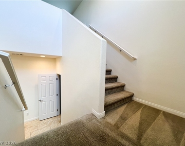 6423 Pochman Mesa Street - Photo Thumbnail 45
