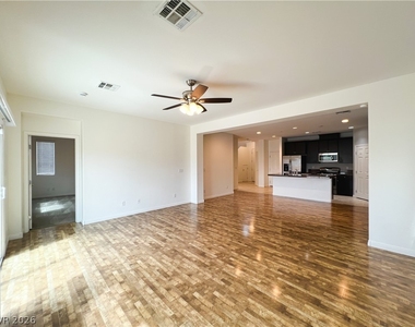 6423 Pochman Mesa Street - Photo Thumbnail 26