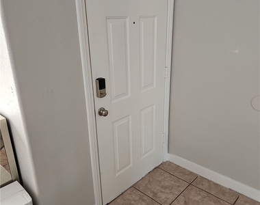 1418 Reebok Terrace - Photo Thumbnail 14
