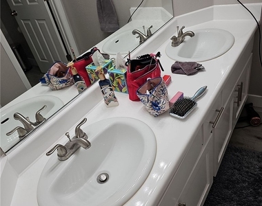 1418 Reebok Terrace - Photo Thumbnail 13