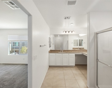 10589 Sariah Skye Avenue - Photo Thumbnail 37