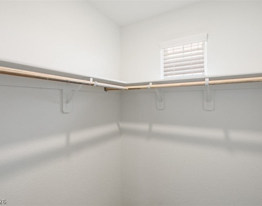 10589 Sariah Skye Avenue - Photo Thumbnail 27