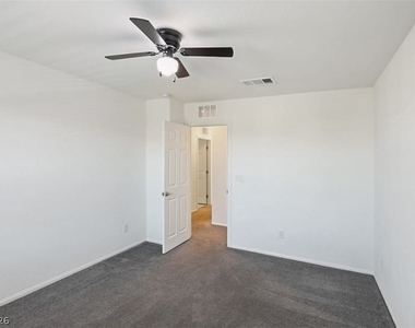 10589 Sariah Skye Avenue - Photo Thumbnail 23