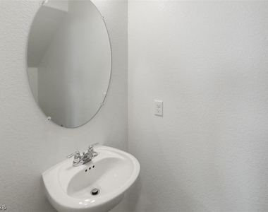 10589 Sariah Skye Avenue - Photo Thumbnail 19