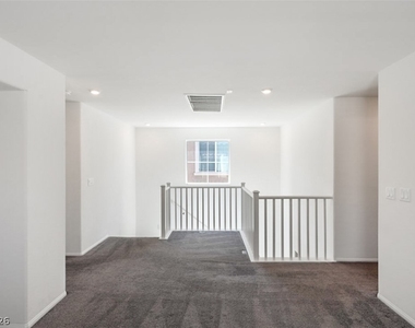 10589 Sariah Skye Avenue - Photo Thumbnail 30