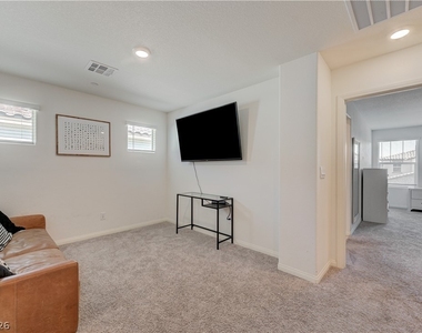 386 Larksong Avenue - Photo Thumbnail 29