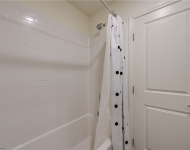 386 Larksong Avenue - Photo Thumbnail 51