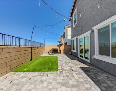 386 Larksong Avenue - Photo Thumbnail 23