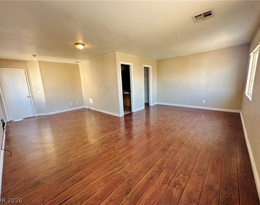 964 Plantain Lily Avenue - Photo Thumbnail 8