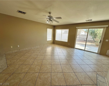 964 Plantain Lily Avenue - Photo Thumbnail 5