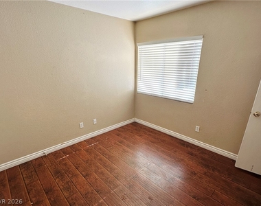 964 Plantain Lily Avenue - Photo Thumbnail 12