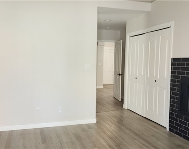 8016 Shorecrest Drive - Photo Thumbnail 7