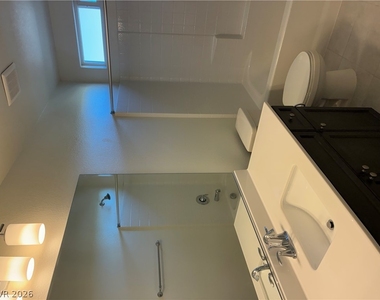 8074 Kings Guard Street - Photo Thumbnail 8