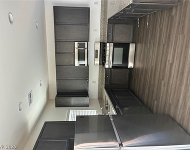 8074 Kings Guard Street - Photo Thumbnail 21