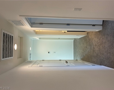 8074 Kings Guard Street - Photo Thumbnail 4