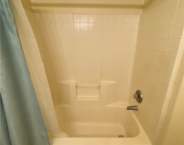 2615 W Gary Avenue - Photo Thumbnail 8