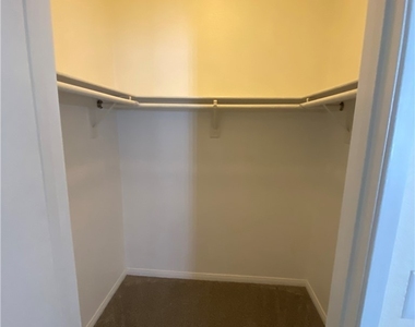 2615 W Gary Avenue - Photo Thumbnail 10