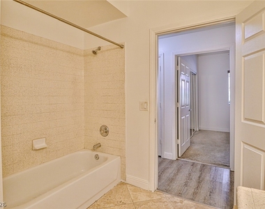 5250 S Rainbow Boulevard - Photo Thumbnail 14