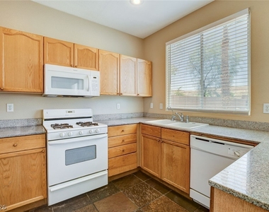 41 Diamond Run Street - Photo Thumbnail 4
