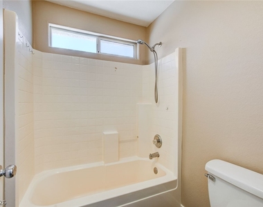 41 Diamond Run Street - Photo Thumbnail 8
