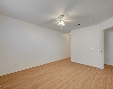 8039 Teresita Avenue - Photo Thumbnail 18
