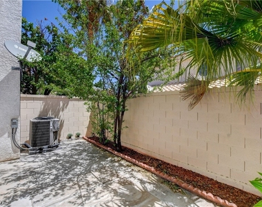 8039 Teresita Avenue - Photo Thumbnail 36