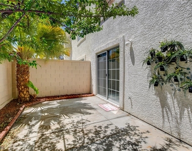 8039 Teresita Avenue - Photo Thumbnail 40