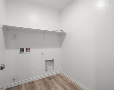6152 Foxes Dale Street - Photo Thumbnail 17