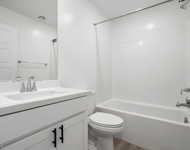 6152 Foxes Dale Street - Photo Thumbnail 16