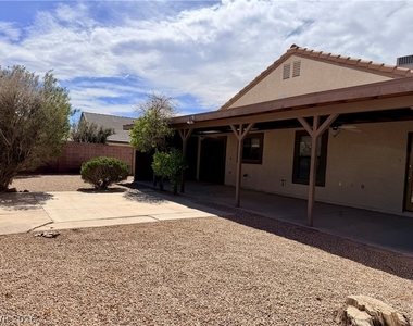 87 Wyoming Street - Photo Thumbnail 12