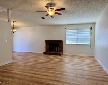 87 Wyoming Street - Photo Thumbnail 3