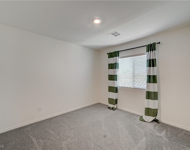 4116 Gold Desert Street - Photo Thumbnail 38