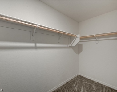 4116 Gold Desert Street - Photo Thumbnail 30