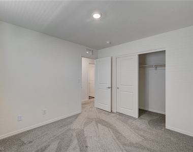 4116 Gold Desert Street - Photo Thumbnail 39