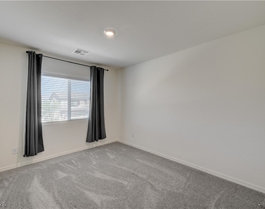 4116 Gold Desert Street - Photo Thumbnail 34