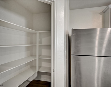 4116 Gold Desert Street - Photo Thumbnail 7