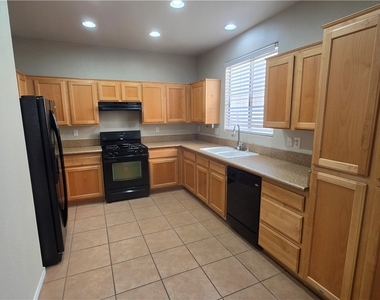 8149 Lake Geneva Court - Photo Thumbnail 2