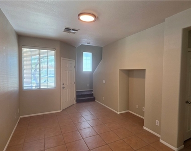 8149 Lake Geneva Court - Photo Thumbnail 5